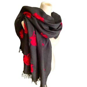 Embroidered beautiful Kashmiri shawl